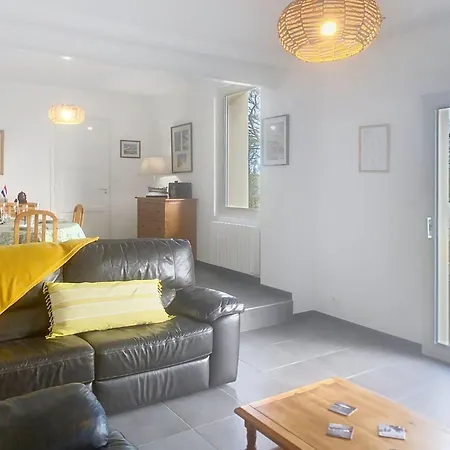Mahionias's By Interhome * Longues-sur-Mer