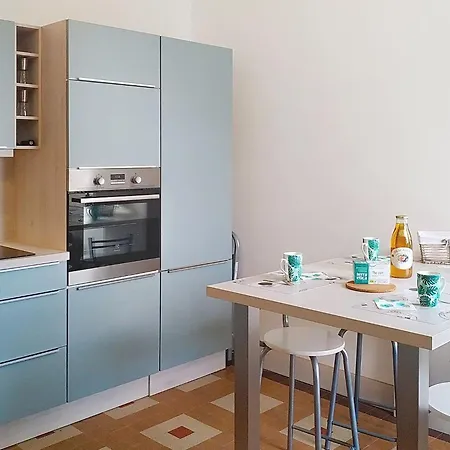 Mahionias's By Interhome